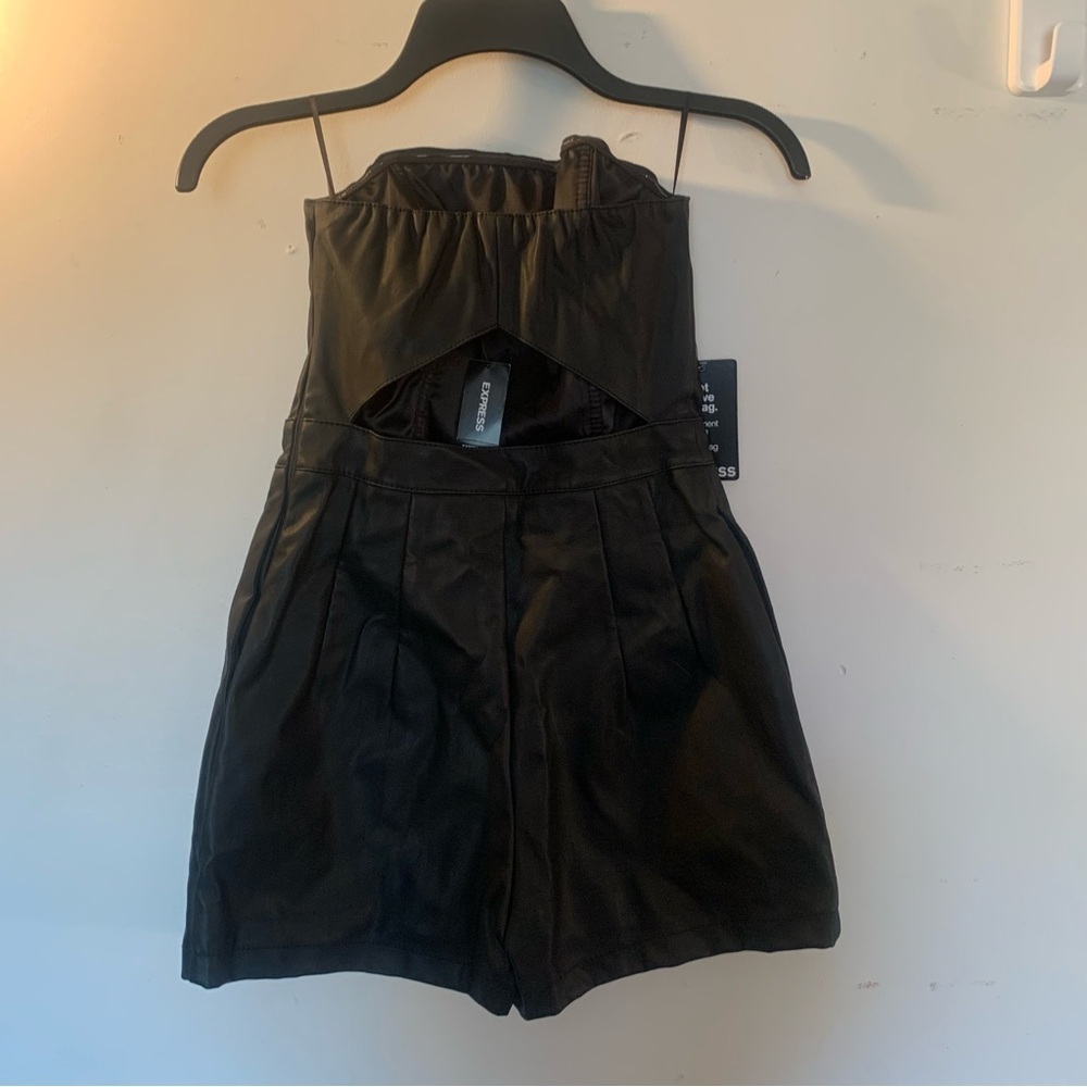 New With Tags Express vegan leather strapless romper Size 2 Festival Party Club - Picture 4 of 6